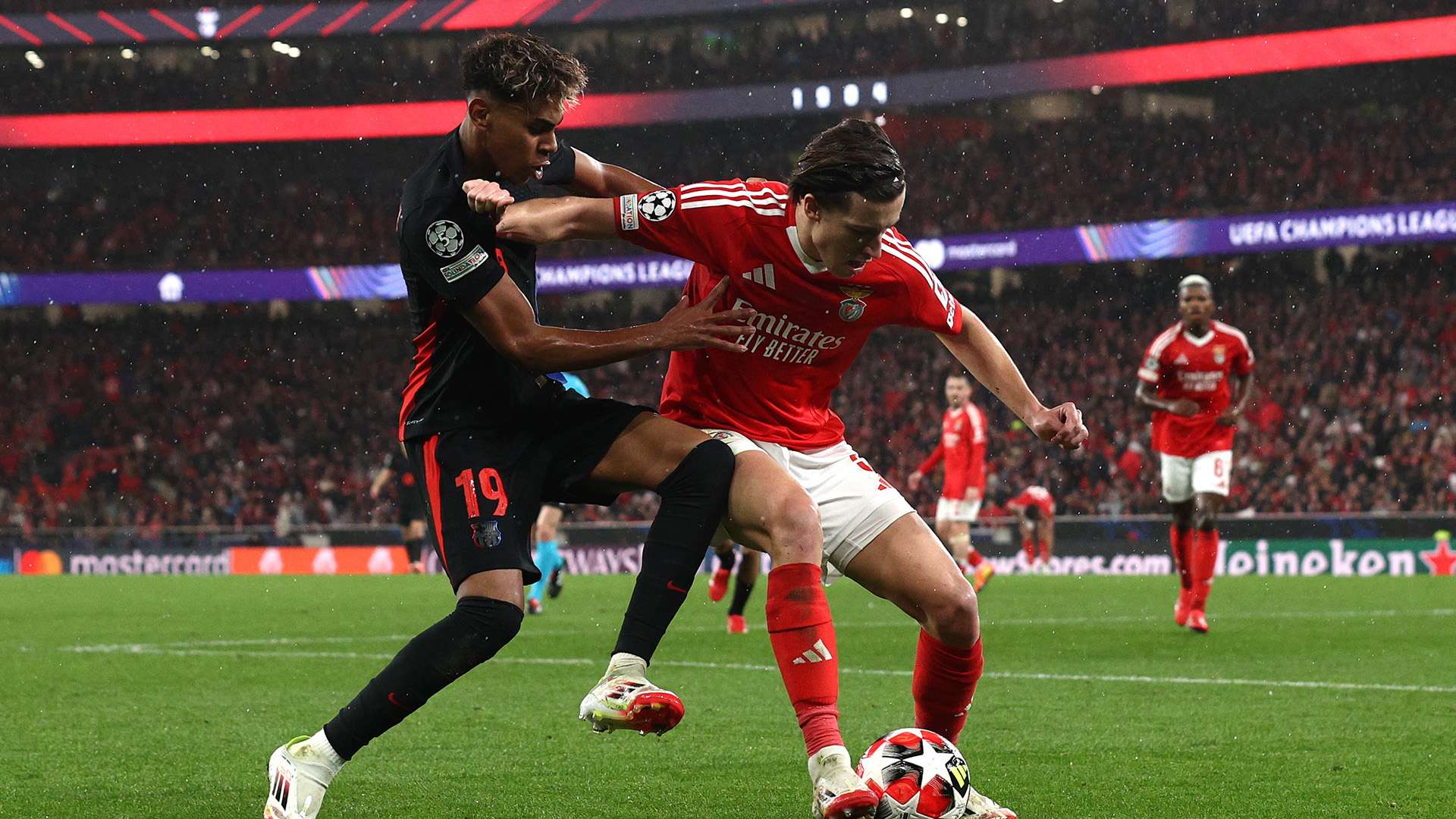 國王杯半決賽次回合巴塞羅那3-0塞維利亞 皮克壓哨絕平布布萊斯維特加時制勝.